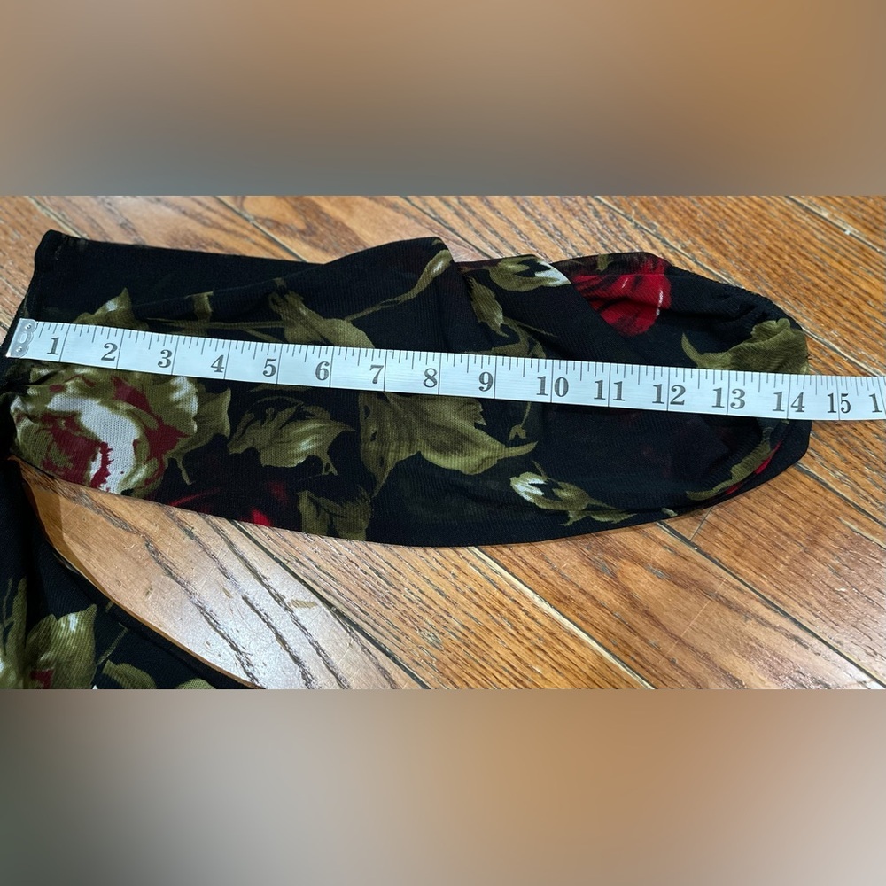 Charlotte Russe Black and Red Floral Long Sleeve Dress - Picture 7 of 11